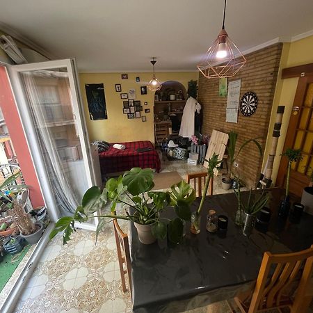 Grosses Modernes Zimmer "Silber" Fuer 2 Personen Und Katzenliebhaber Walencja Zewnętrze zdjęcie